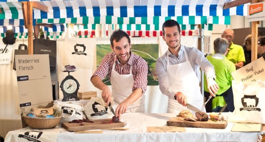 Fleisch von glücklich weidenden Tieren